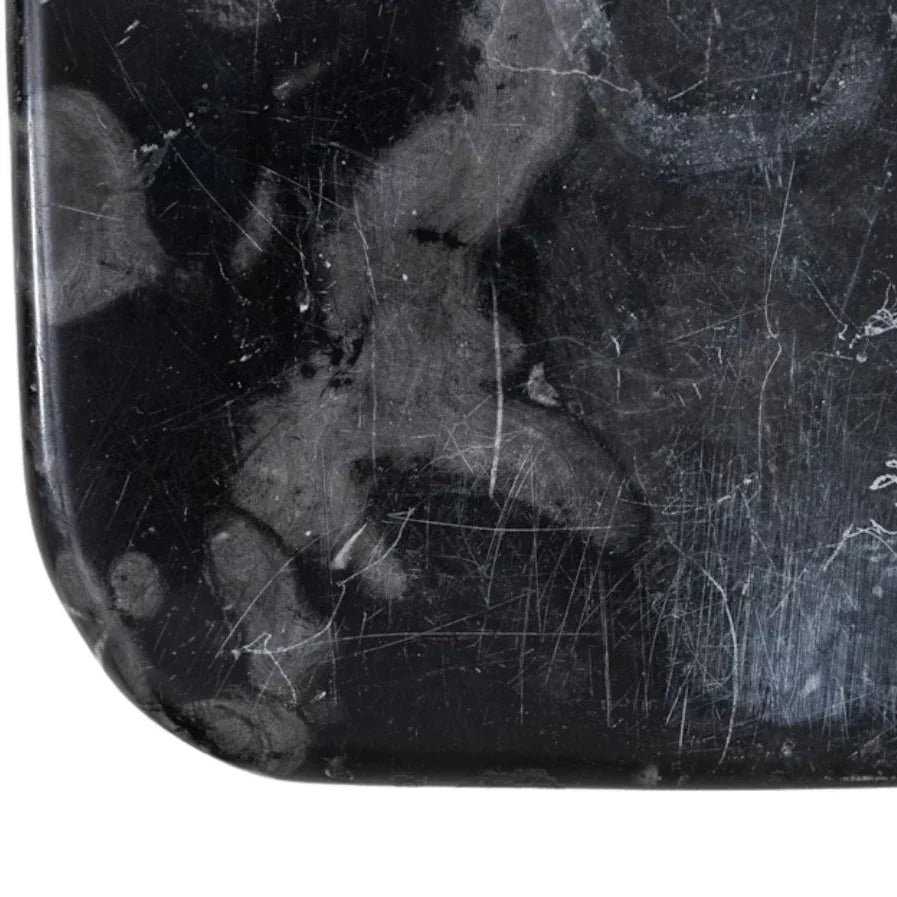 Commode française à plateau en marbre patiné, vers 1880