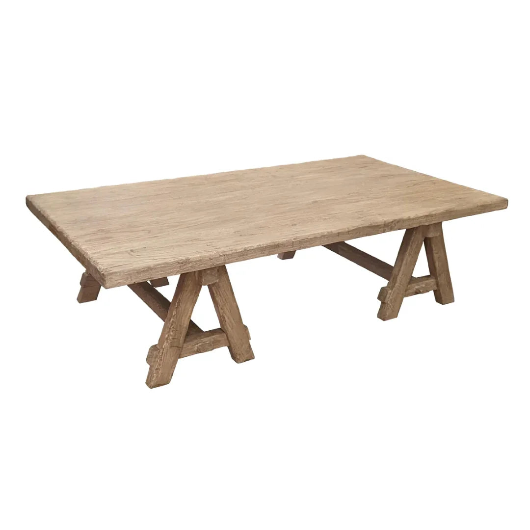 Table basse rustique à piètement en A