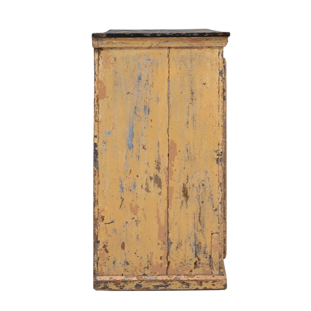 Buffet ancien de style provençal français à patine, vers 1830