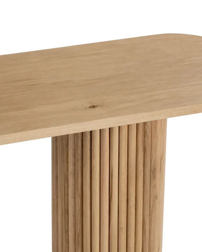 Console en bois à piédestal cannelé de style transitionnel