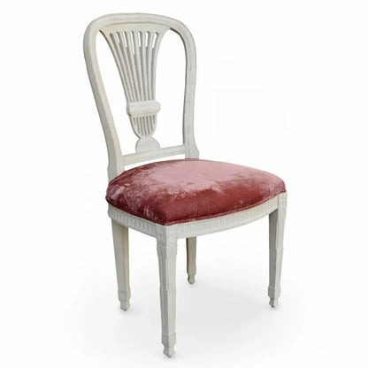 Chaise d'appoint romantique à dossier éventail