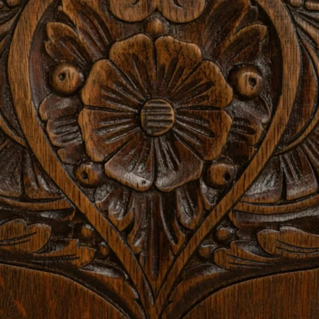 Buffet sculpté Art Déco français, vers 1920