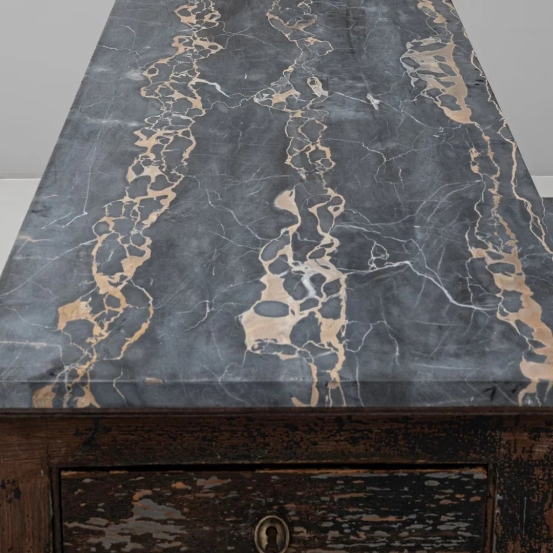 Buffet français orné de marbre doré, 1860