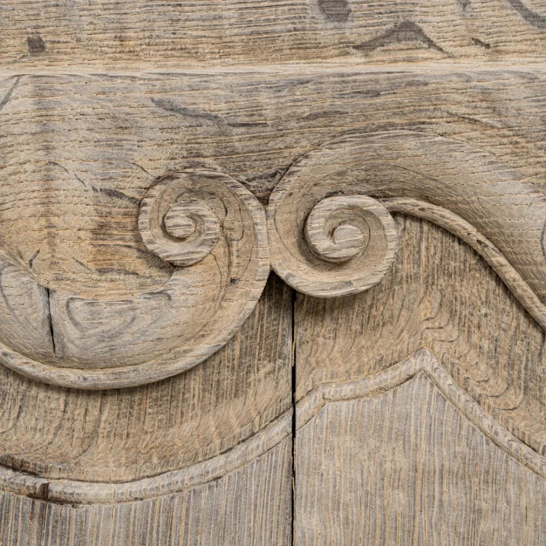 Armoire extra large en chêne français ornée, vers 1860