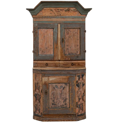 Armoire d'été à motifs floraux suédois, vers 1900