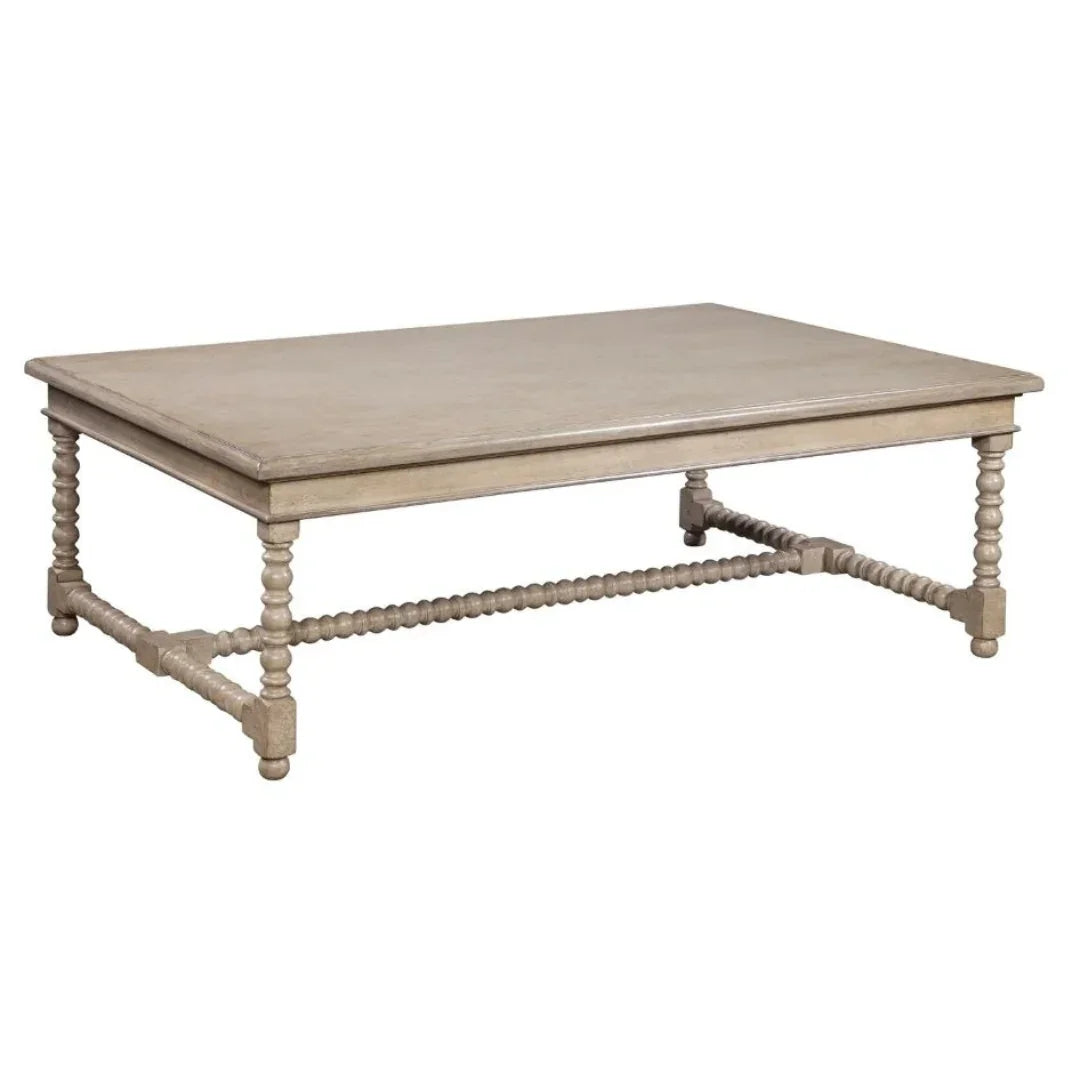 Table basse française à pieds tournés