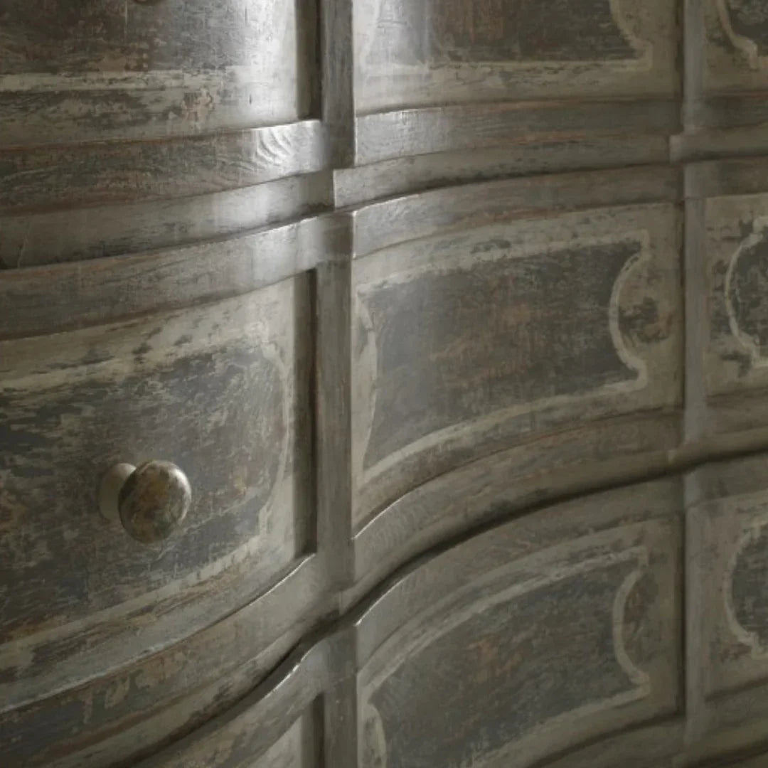 Commode à tiroirs incurvée serpentine