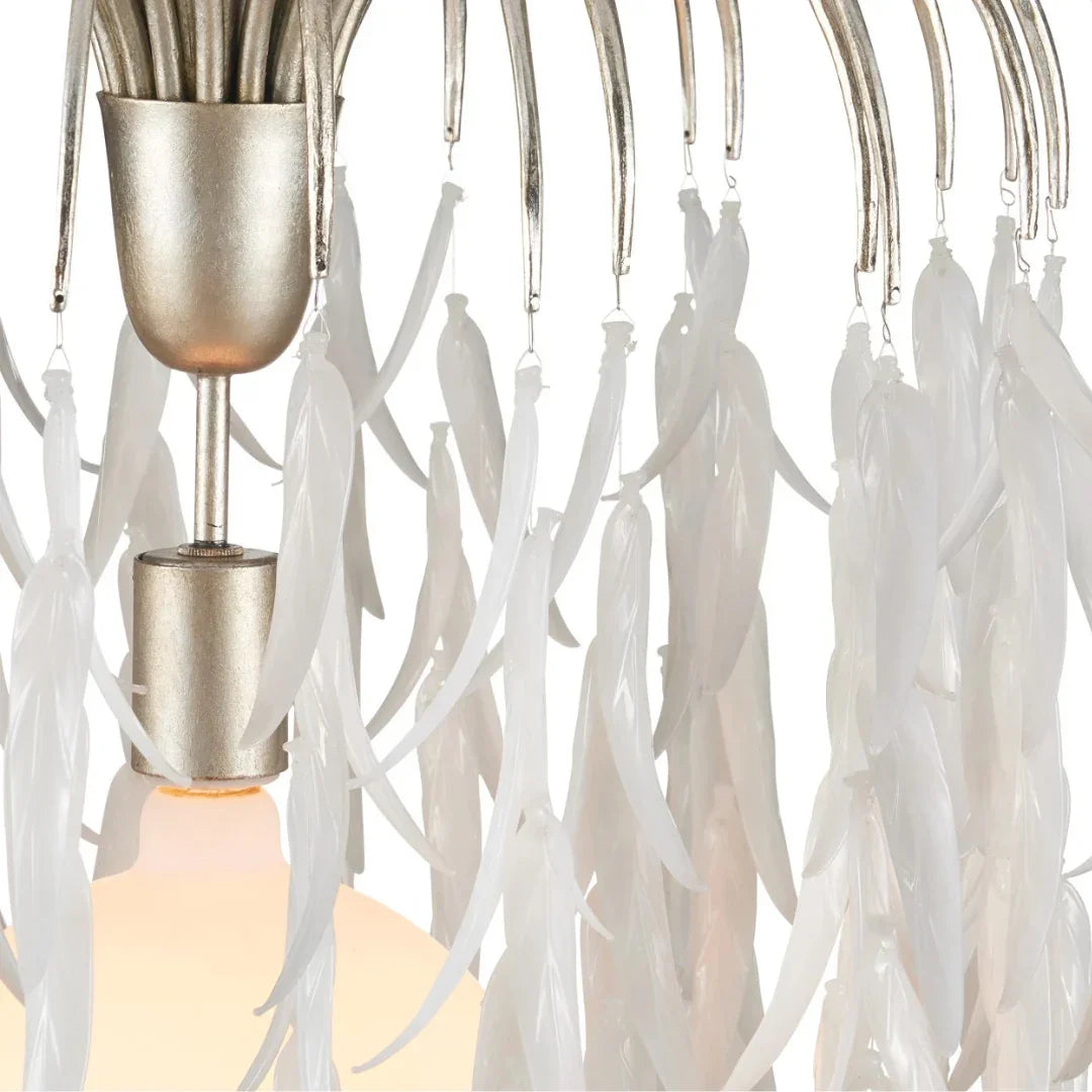 Lustre en verre blanc en forme de saule pleureur